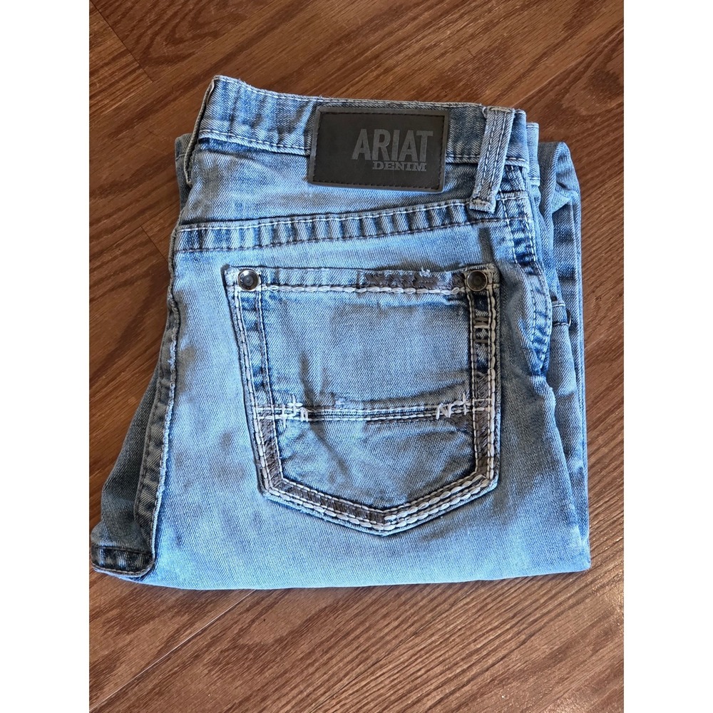 Ariat M2 Relaxed Boot Cut Jeans Mens 32x34 Light Wash Denim Distressed Hems